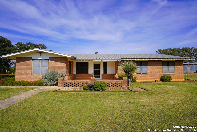 752 Old Medina Highway Bandera TX 78003