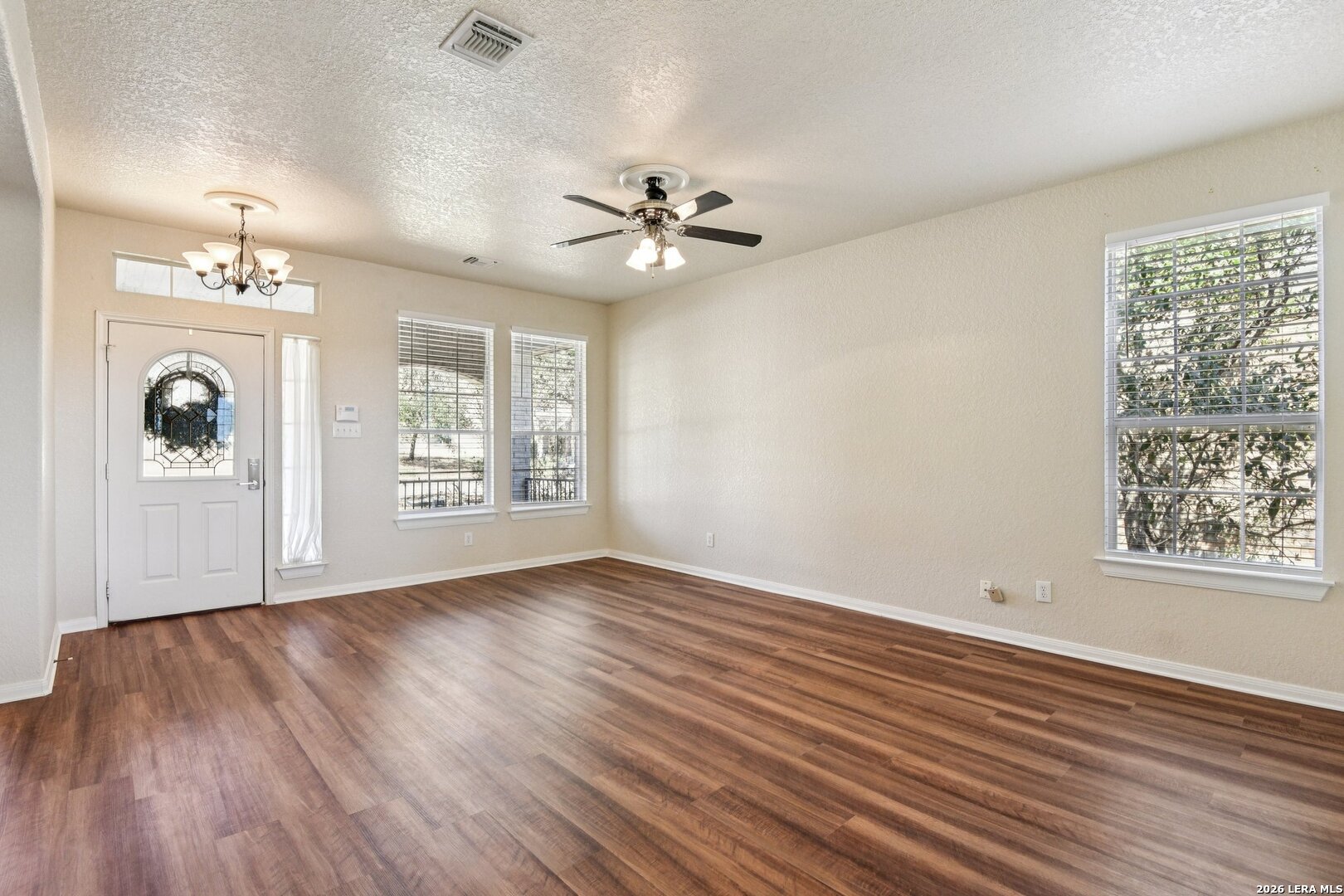 530 Mesa Loop San Antonio TX 78258