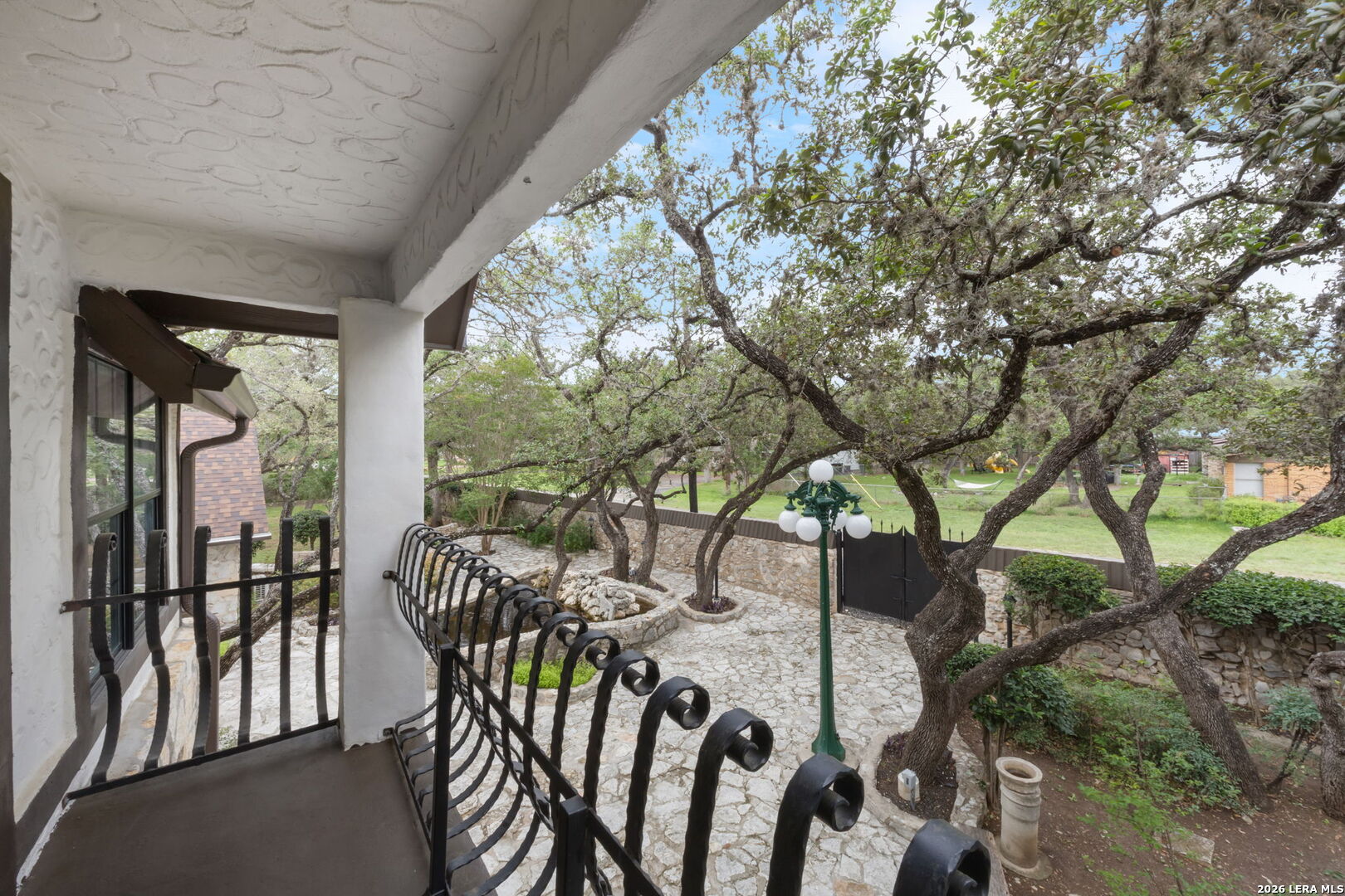 232 Meadowbrook Drive Hollywood Park TX 78232