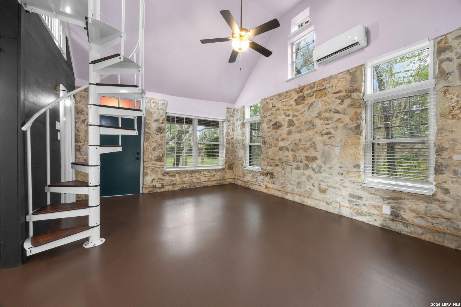 232 Meadowbrook Drive Hollywood Park TX 78232