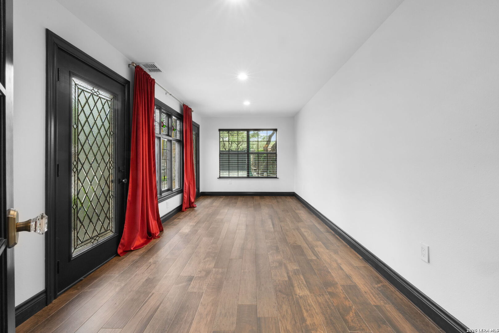 232 Meadowbrook Drive Hollywood Park TX 78232