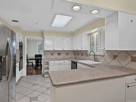 8803 Cattail Windcrest TX 78239