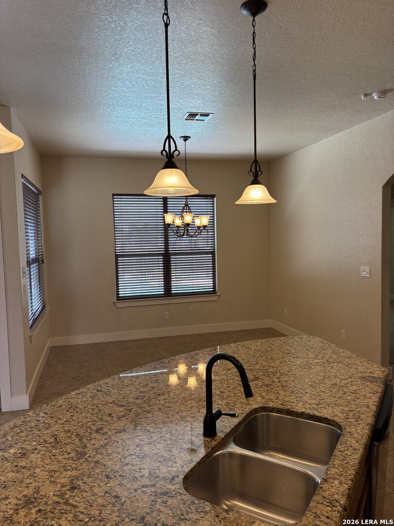 1646 Stone Haven Pleasanton TX 78064