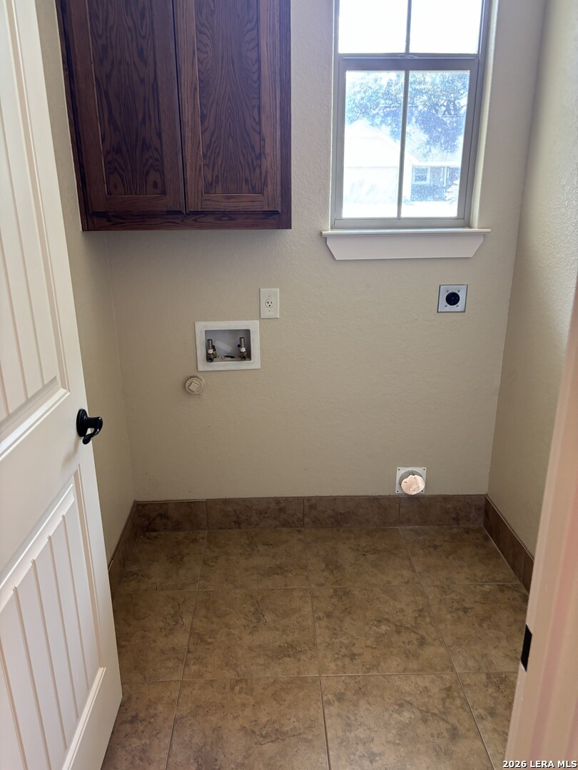 1646 Stone Haven Pleasanton TX 78064