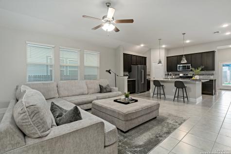 12138 Casparis San Antonio TX 78254
