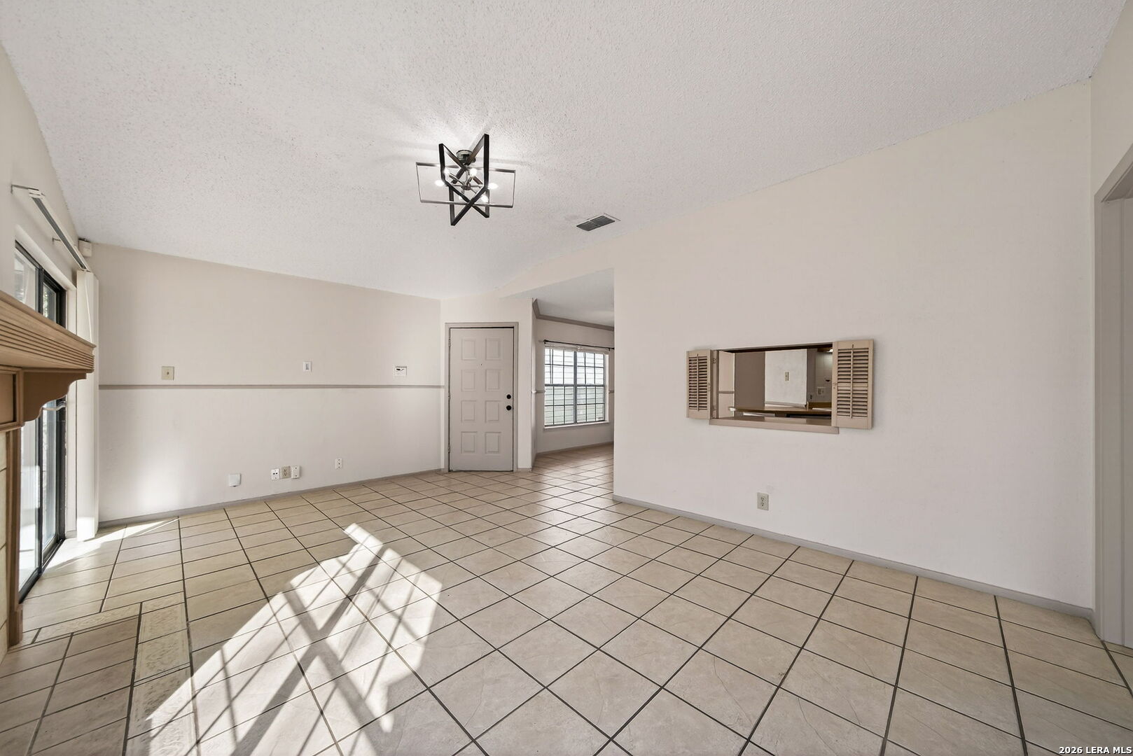 3916 Chimney Springs San Antonio TX 78247