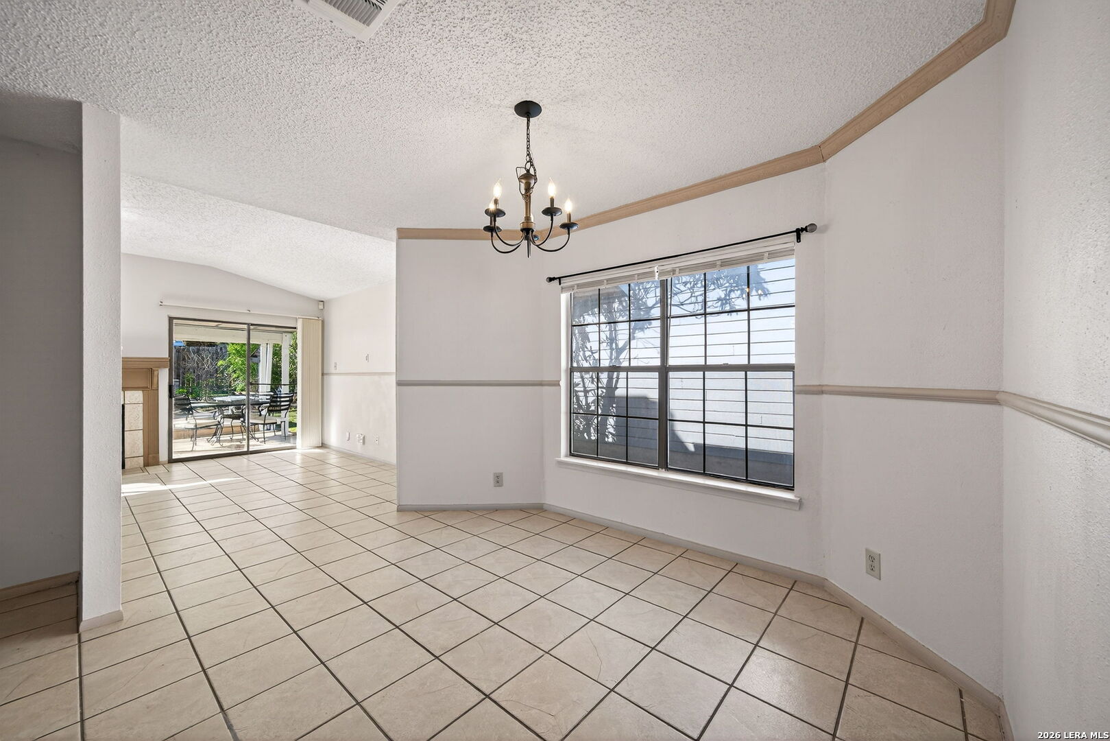 3916 Chimney Springs San Antonio TX 78247