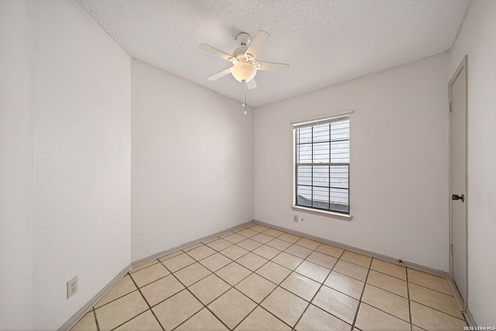 3916 Chimney Springs San Antonio TX 78247