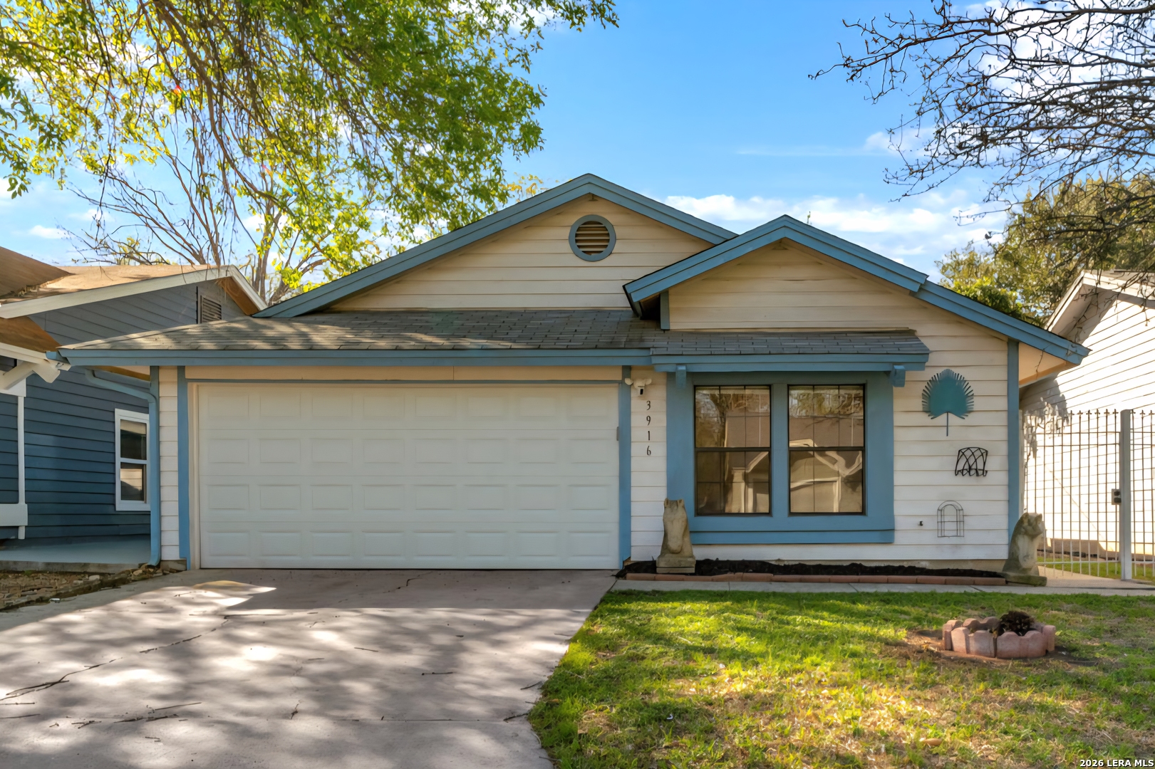 3916 Chimney Springs San Antonio TX 78247