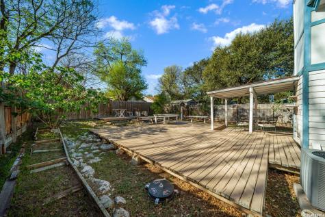 3916 Chimney Springs San Antonio TX 78247