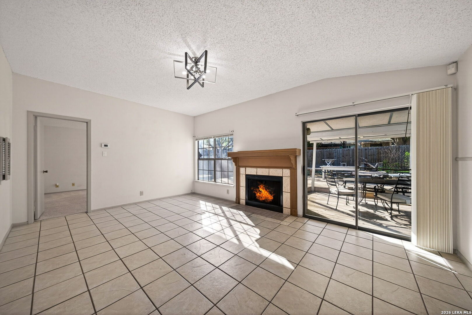 3916 Chimney Springs San Antonio TX 78247