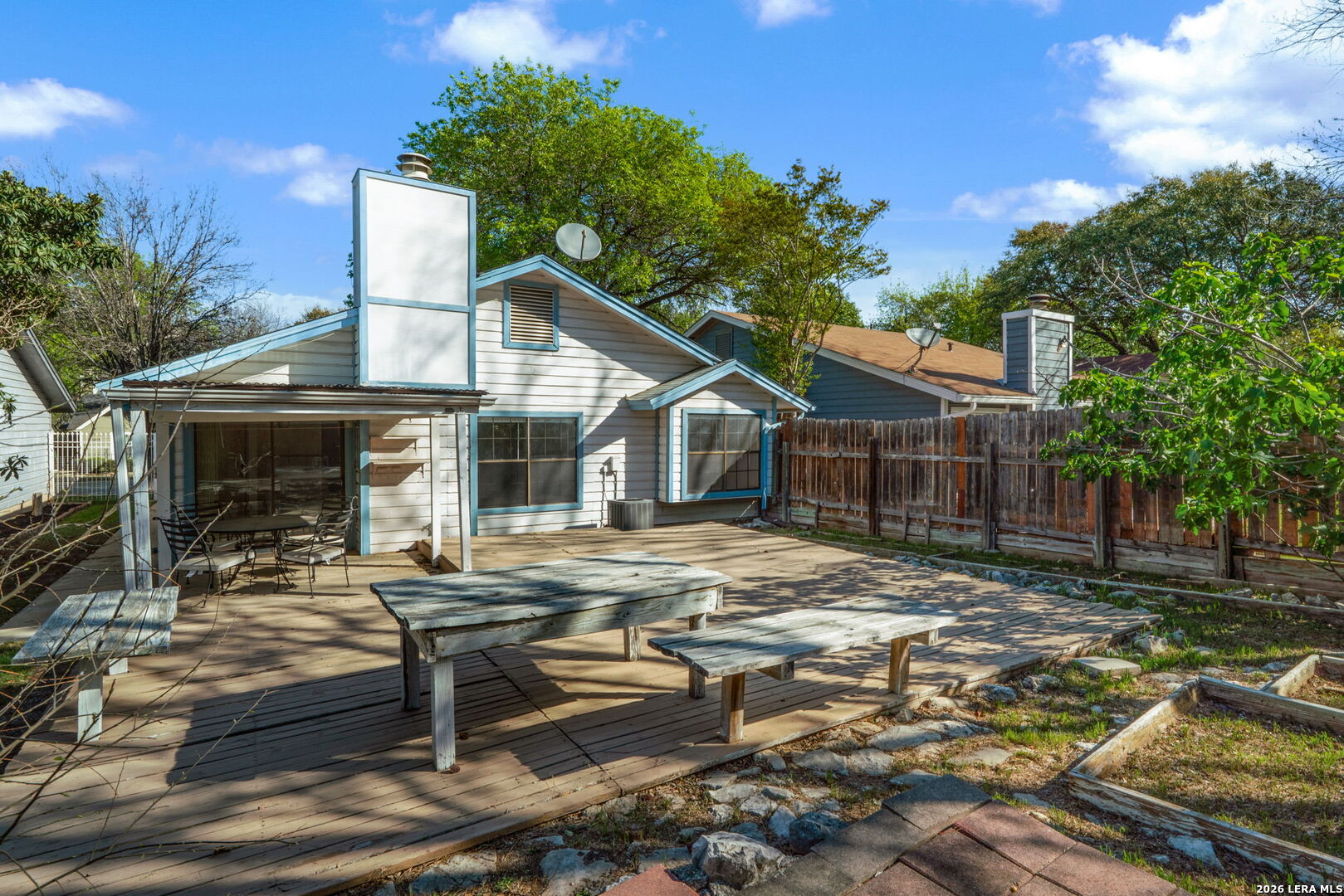 3916 Chimney Springs San Antonio TX 78247