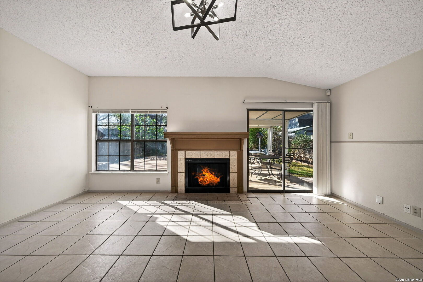 3916 Chimney Springs San Antonio TX 78247