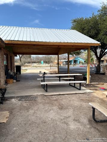 713 Boone Street Uvalde TX 78801