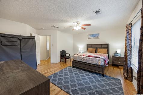 6425 Maverick Oak San Antonio TX 78240