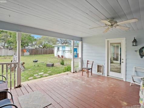 222 S 12th Street Aransas Pass TX 78336