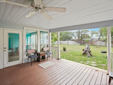 222 S 12th Street Aransas Pass TX 78336