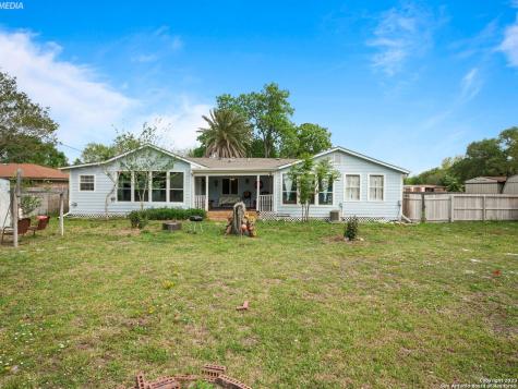 222 S 12th Street Aransas Pass TX 78336
