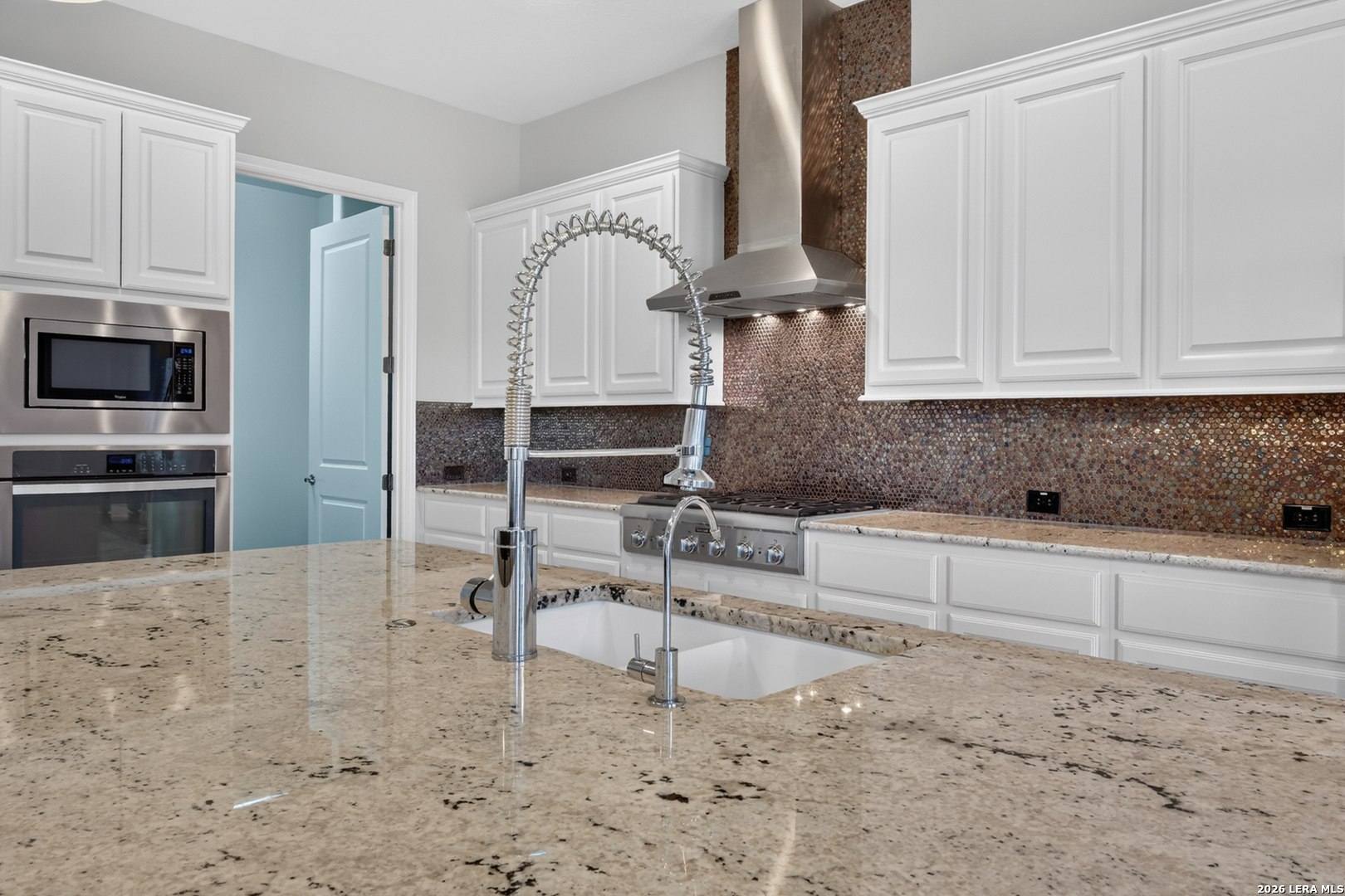 22938 Canasta San Antonio TX 78261