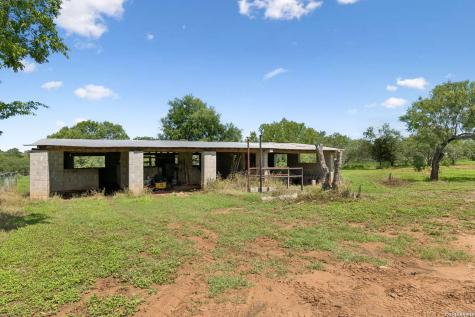 7627 Triple Oaks Drive San Antonio TX 78263
