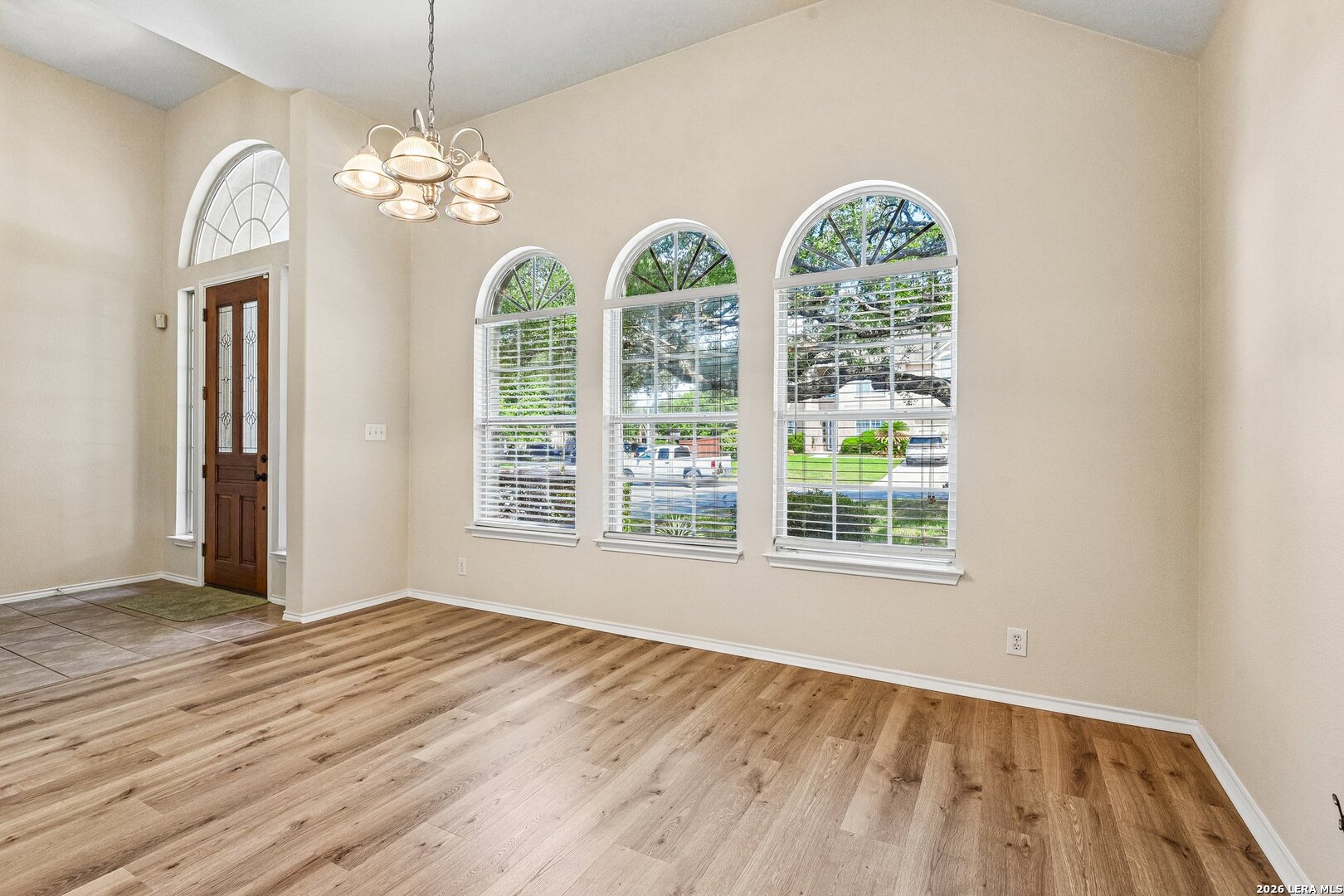 24806 Cloudy Creek San Antonio TX 78255