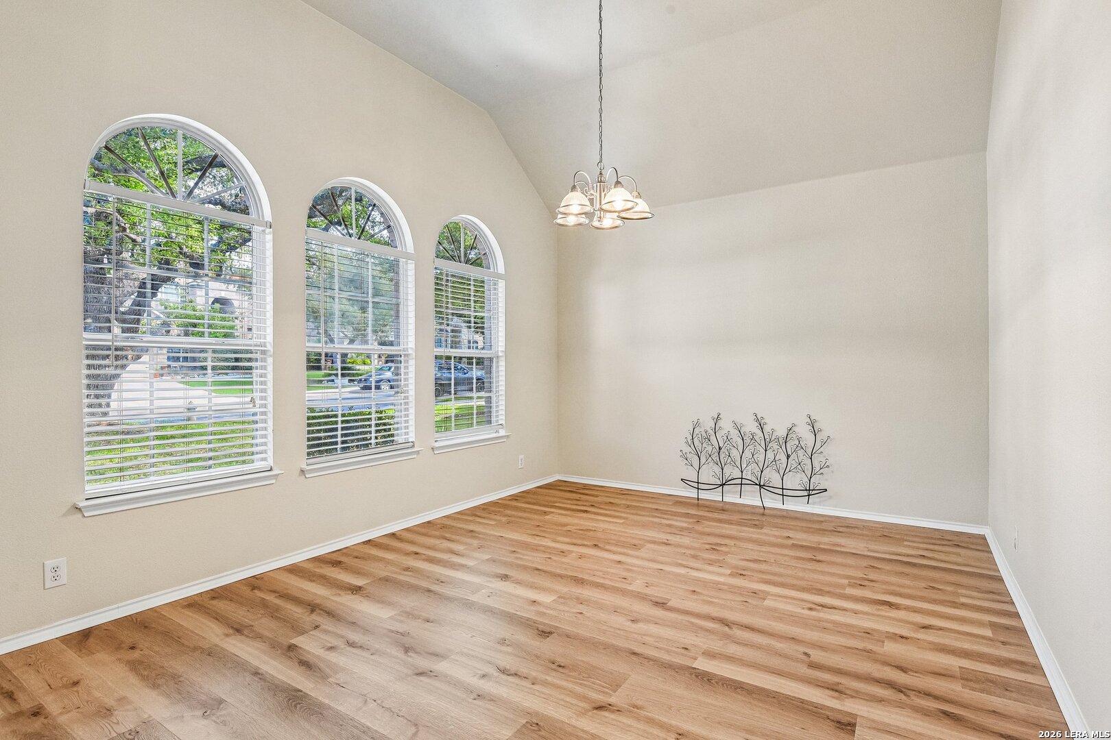 24806 Cloudy Creek San Antonio TX 78255