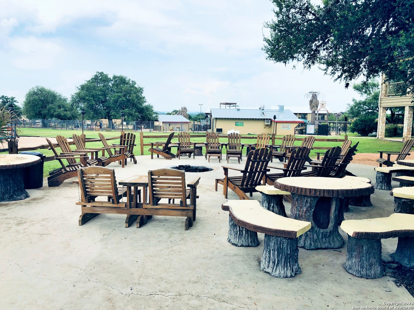21N Whartons Dock Road Bandera TX 78003
