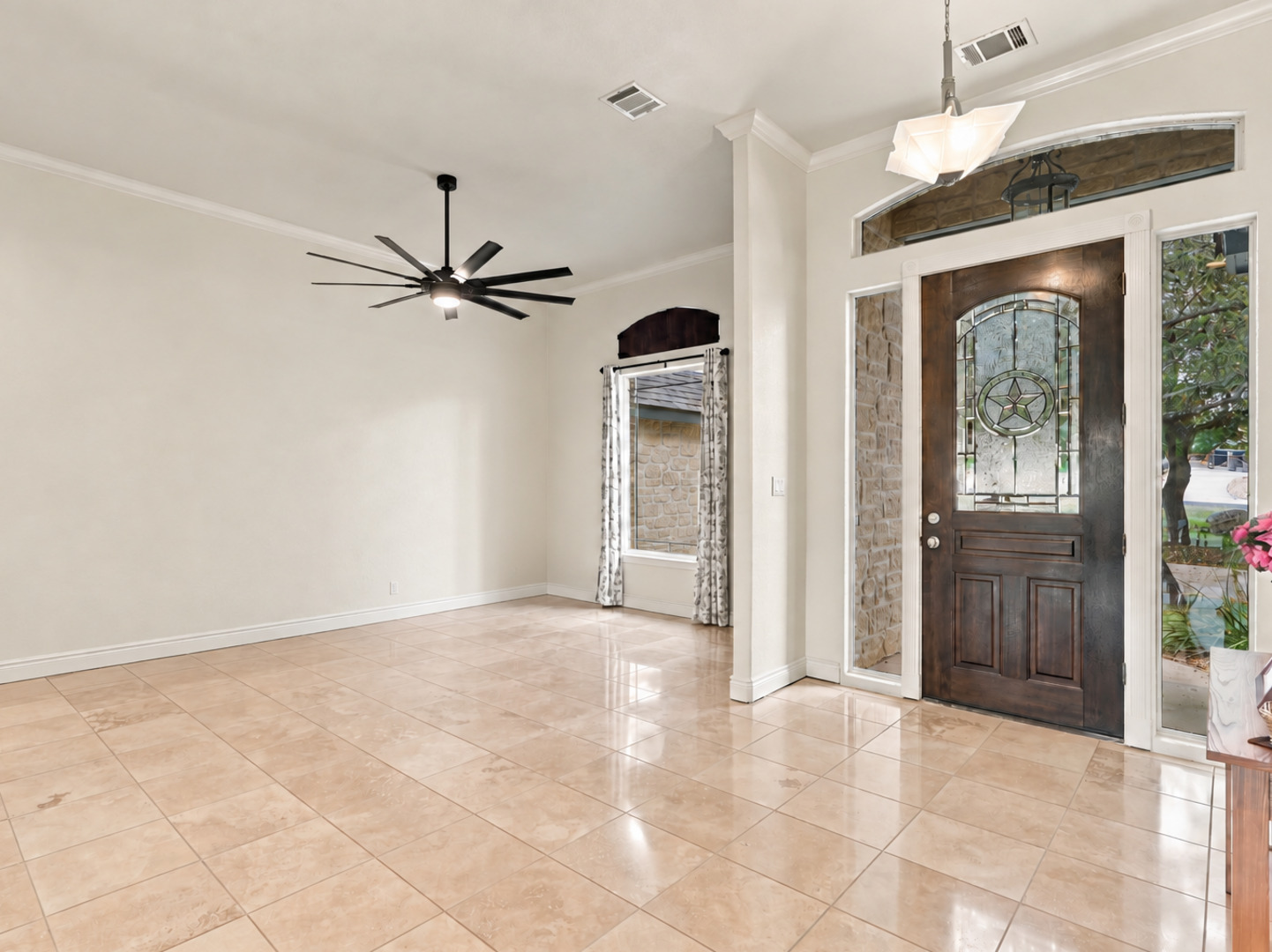 722 Silent Hollow San Antonio TX 78260