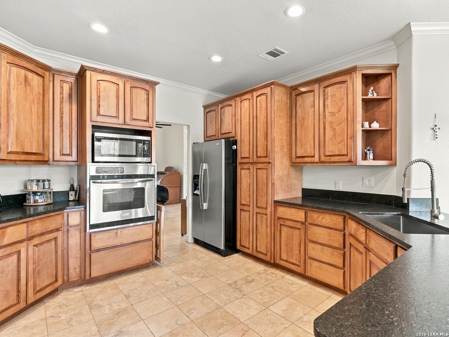 722 Silent Hollow San Antonio TX 78260