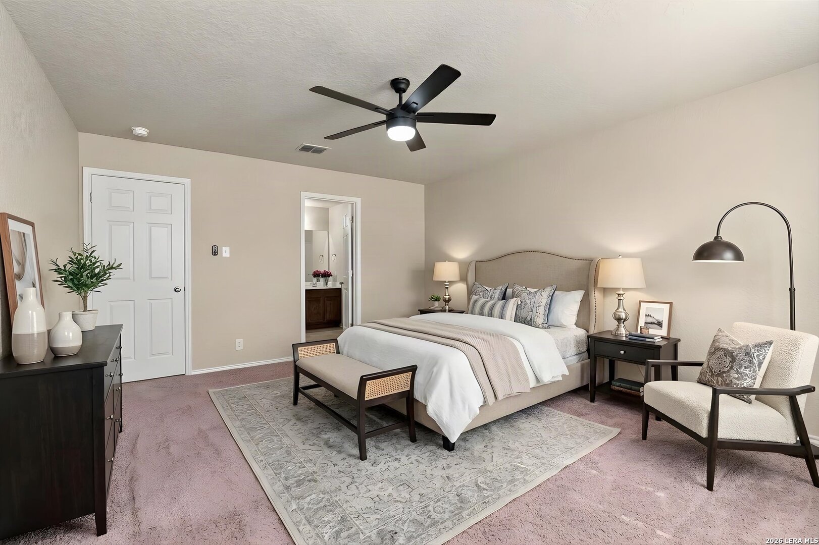 330 Ann Drive Converse TX 78109