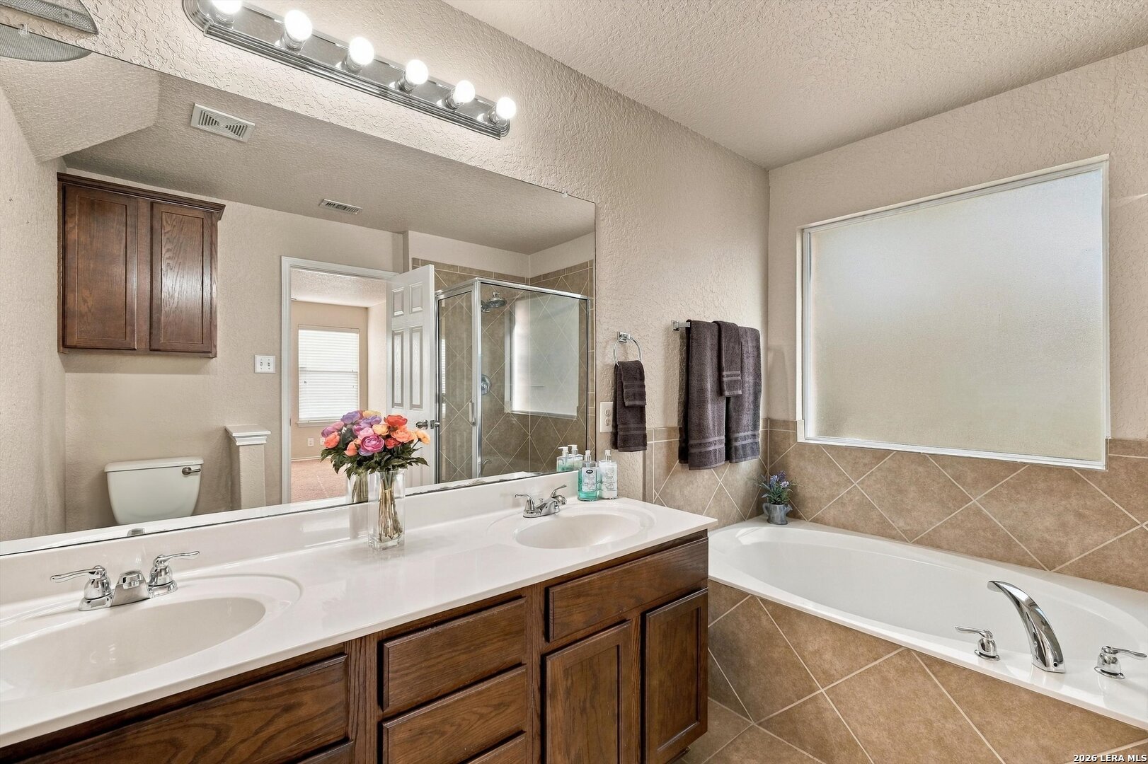 330 Ann Drive Converse TX 78109