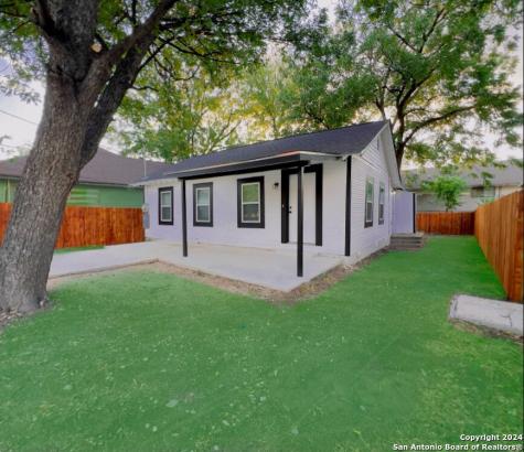 2323 N Elmendorf Street San Antonio TX 78201