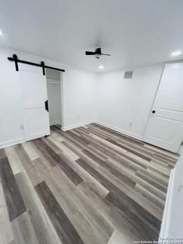 2323 N Elmendorf Street San Antonio TX 78201