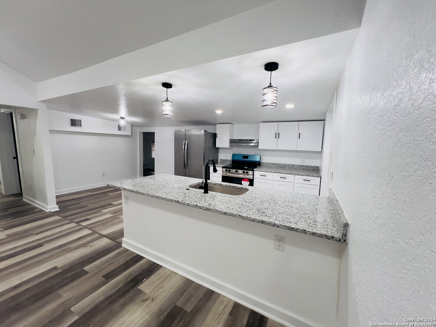 2323 N Elmendorf Street San Antonio TX 78201