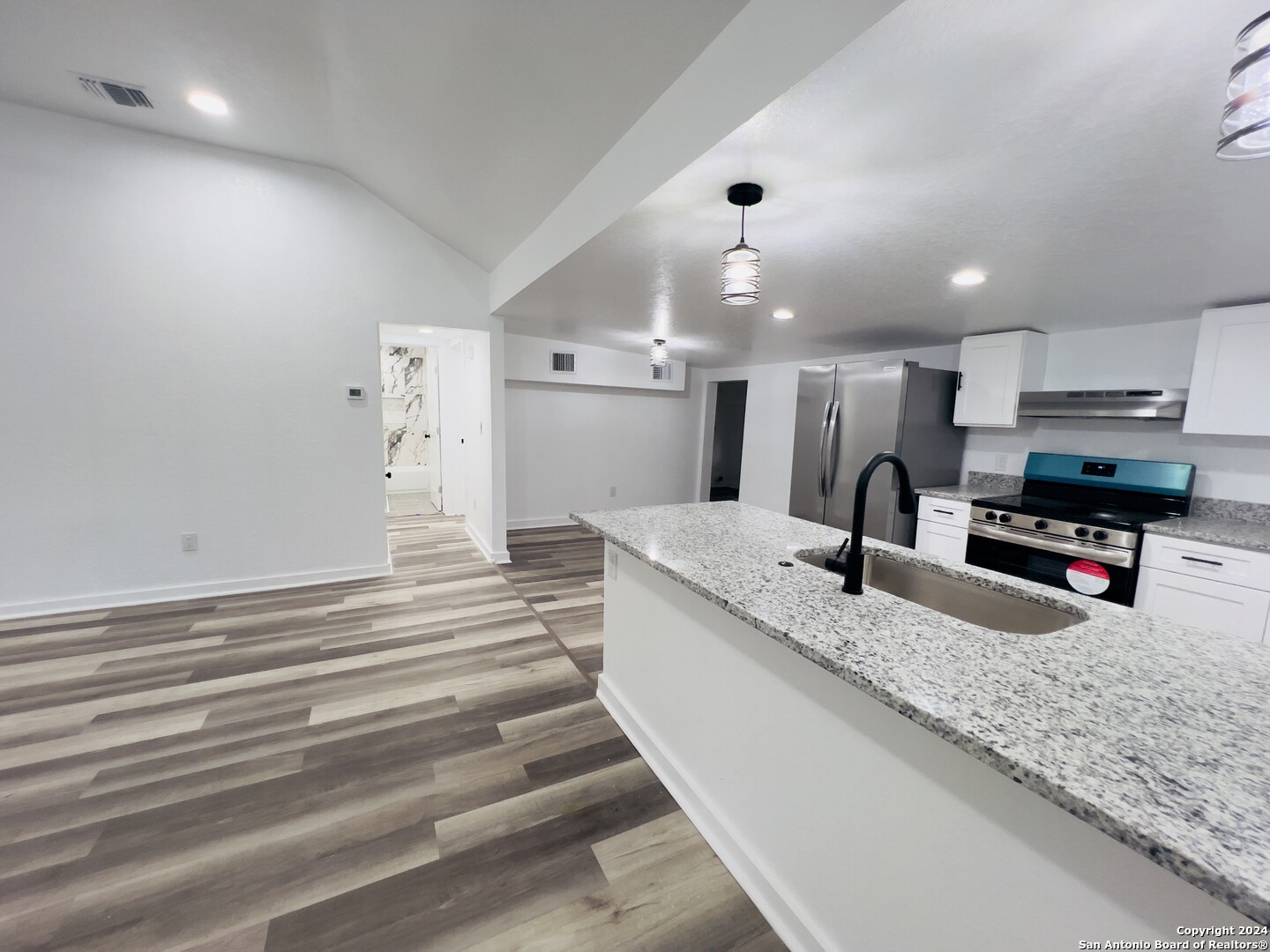 2323 N Elmendorf Street San Antonio TX 78201