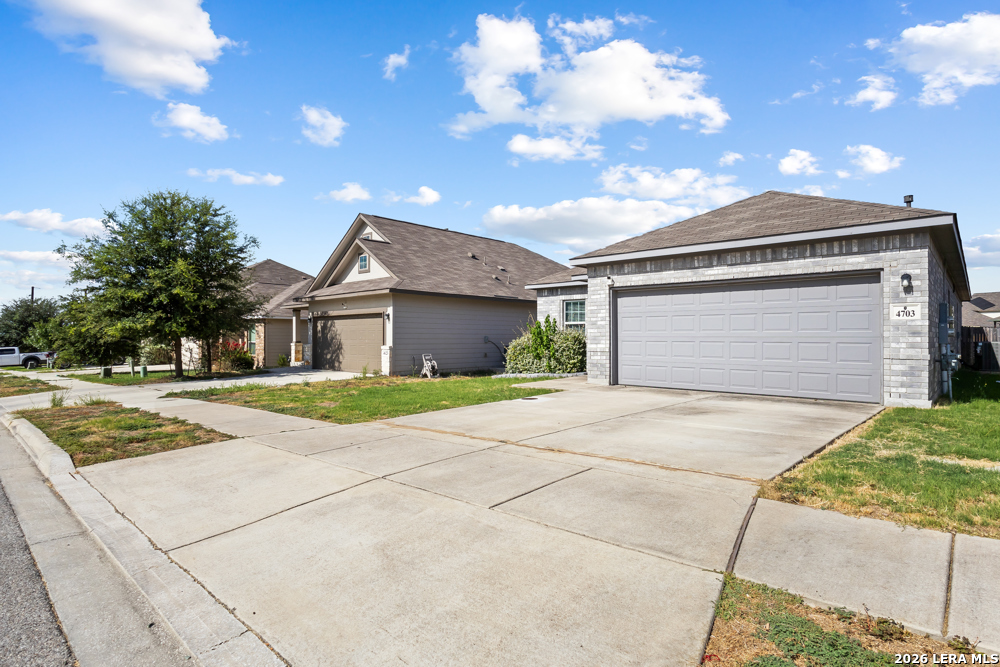 4703 Belgravia Park Converse TX 78109
