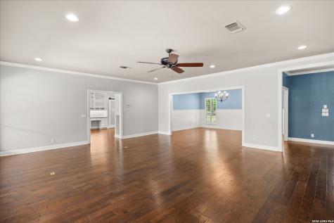 7615 Sweetwind Circle Fair Oaks Ranch TX 78015