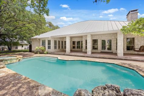 7615 Sweetwind Circle Fair Oaks Ranch TX 78015
