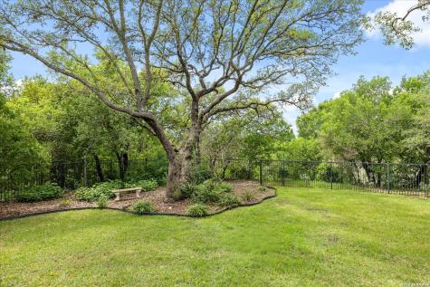 7615 Sweetwind Circle Fair Oaks Ranch TX 78015