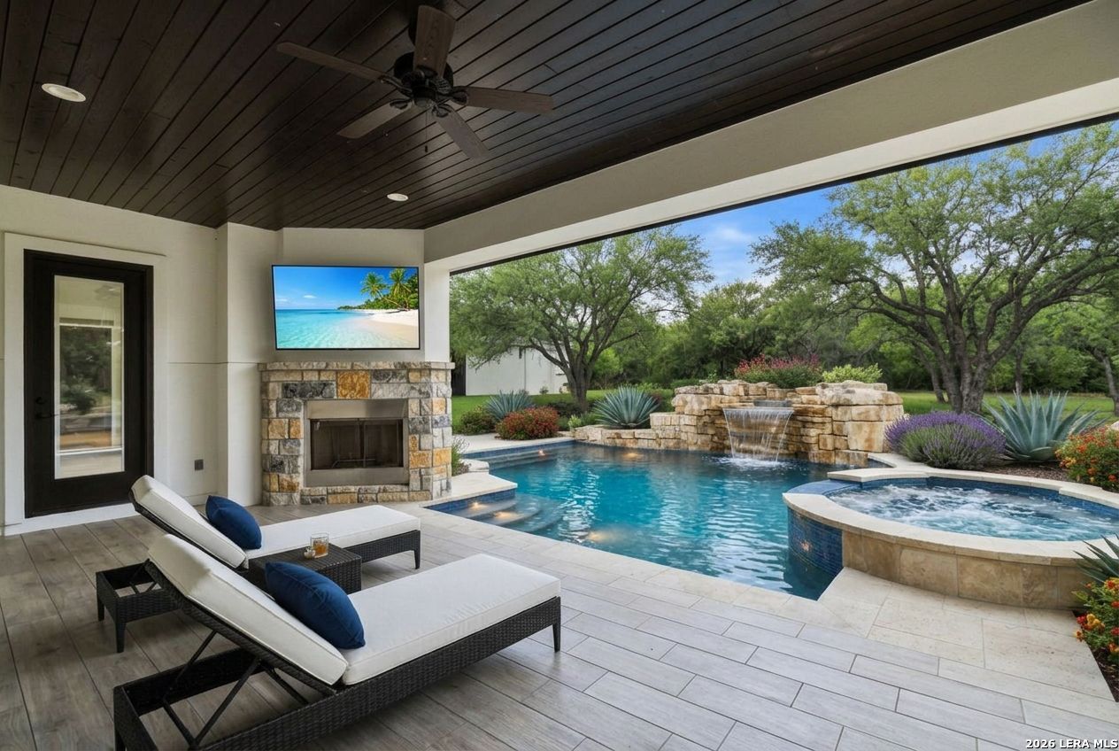285 Scenic Canyon New Braunfels TX 78132