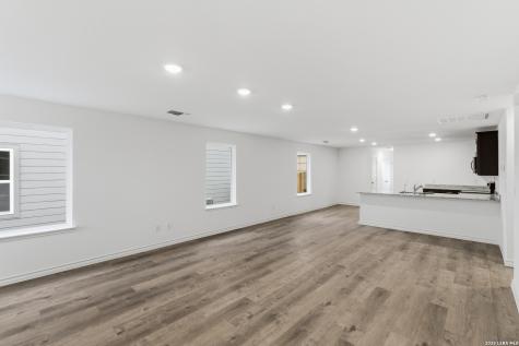 10011 Monte Carmel Place Converse TX 78109
