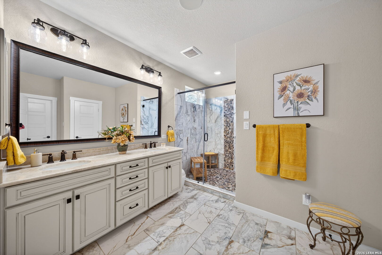 5843 Whitby Road #11 San Antonio TX 78240