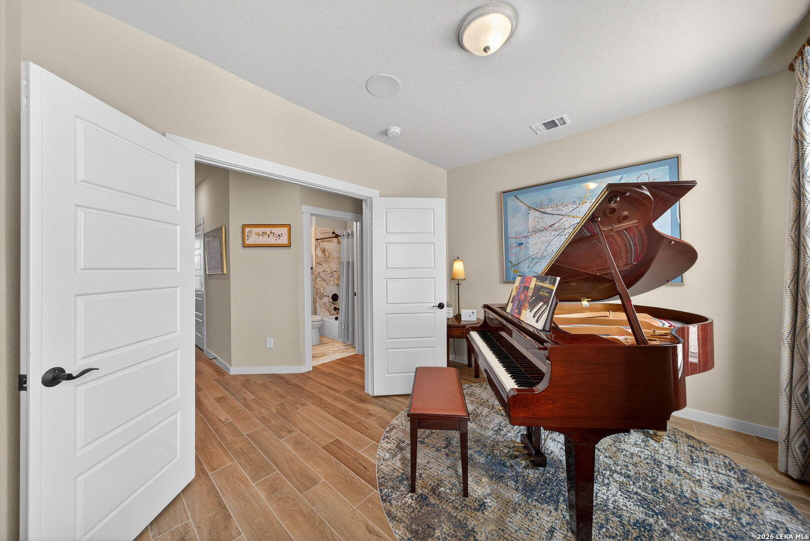 5843 Whitby Road #11 San Antonio TX 78240