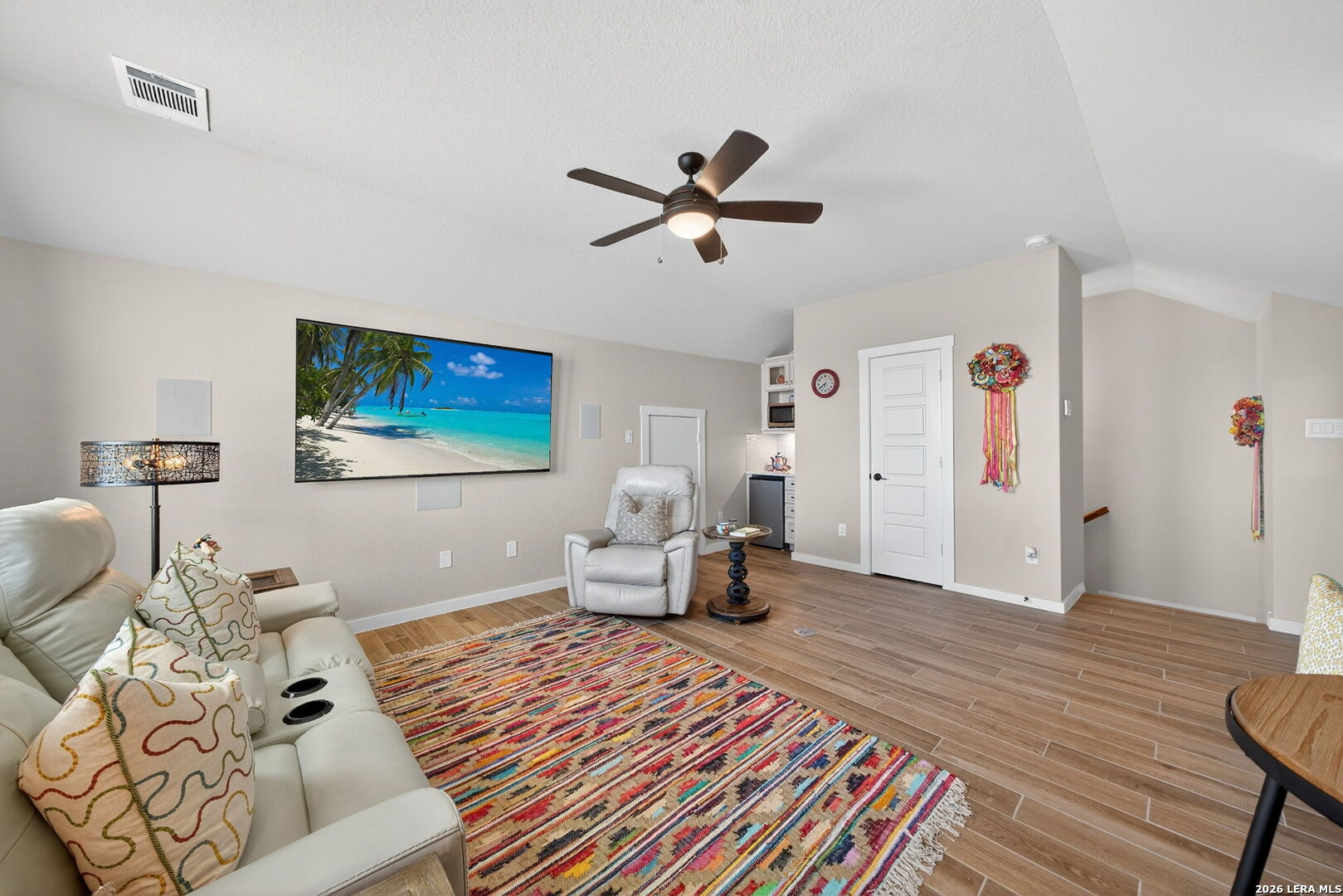 5843 Whitby Road #11 San Antonio TX 78240