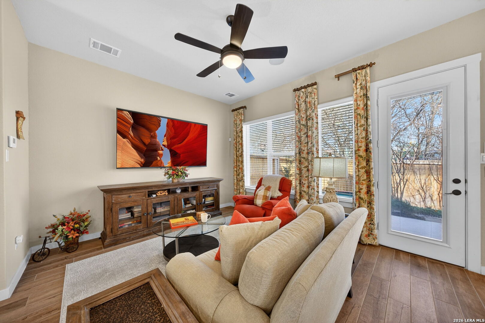 5843 Whitby Road #11 San Antonio TX 78240