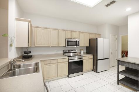 130 Oakwell Farms Parkway San Antonio TX 78218