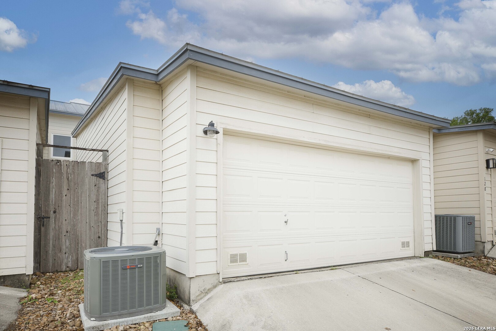 130 Oakwell Farms Parkway San Antonio TX 78218