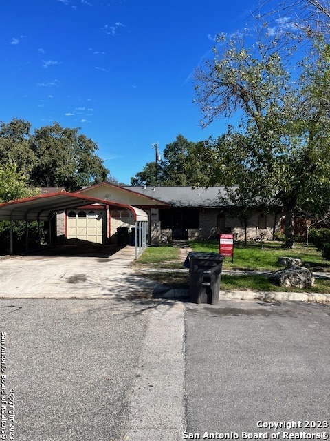 7403 Meadow Cliff Street San Antonio TX 78251
