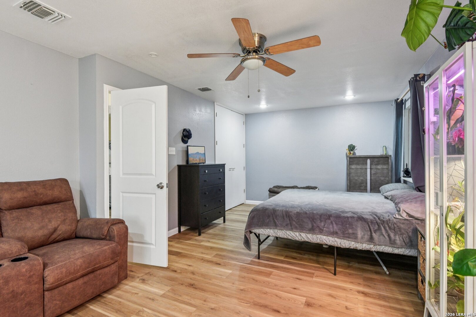 6267 Apple Valley San Antonio TX 78242