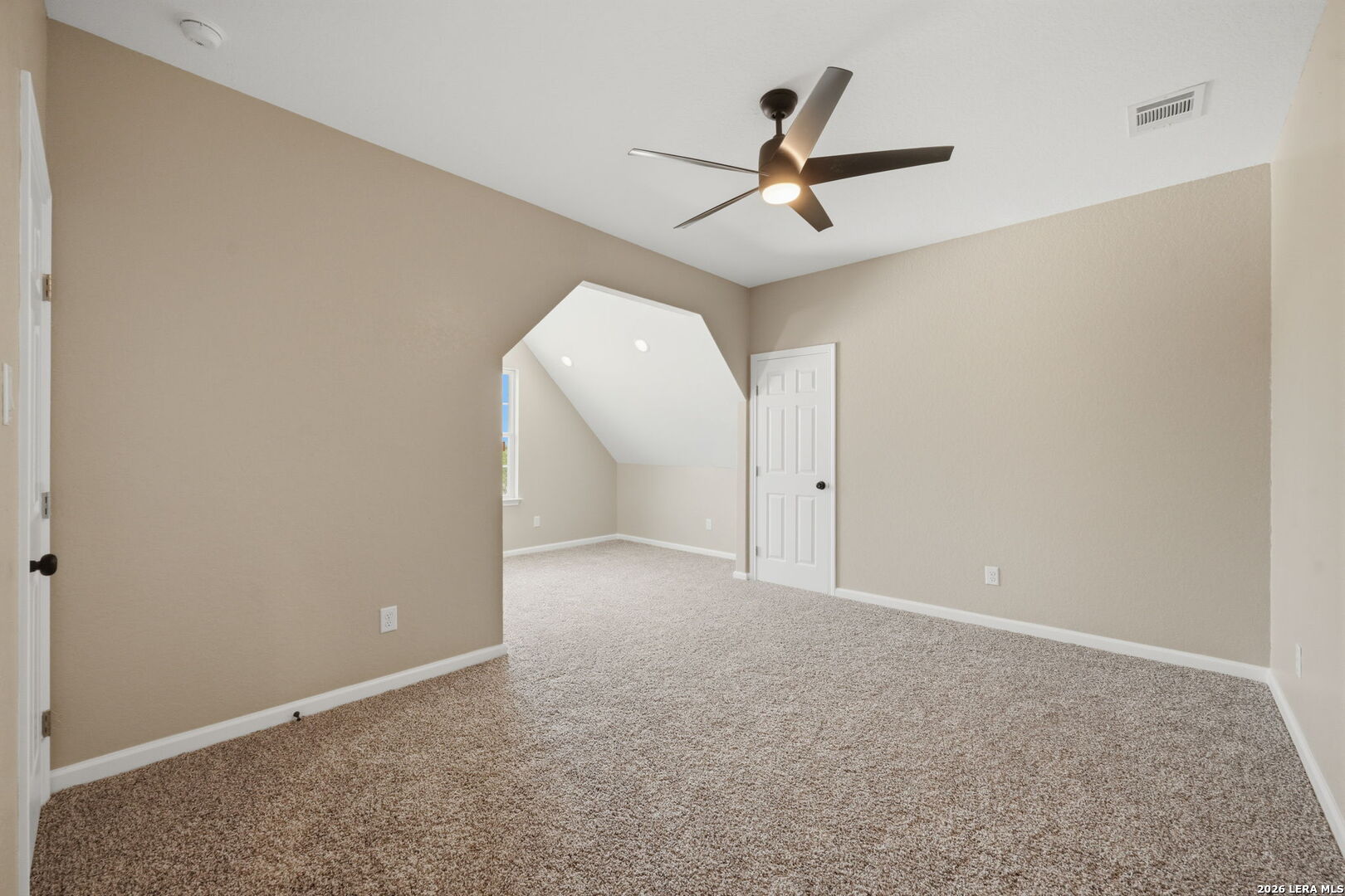 111 County Road 2660 Devine TX 78016